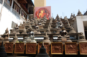 Gangaramaya Temple