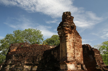 Pothgul Vehera (Ancient Library)